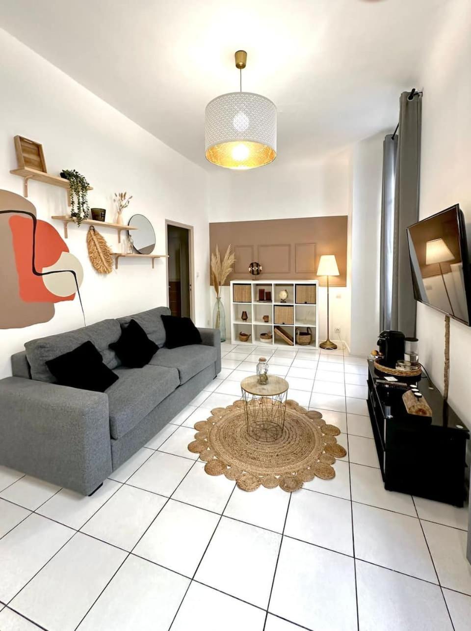 Little Athena - Gare St Charles - Vieux Port Apartment Marseille Ngoại thất bức ảnh